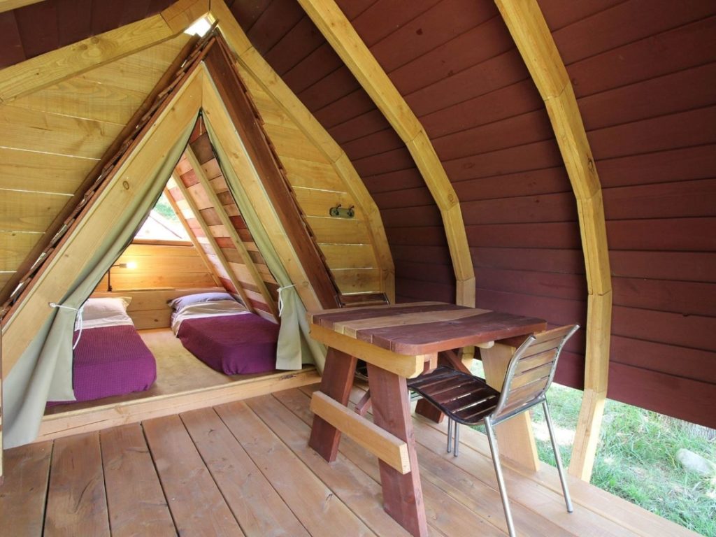 HEBERGEMENT INSOLITE VISION NOISETTE CABANE